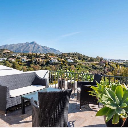 Luxury 3 Bedroom House At La Quinta Golf Course Ocean And Mountain View Benahavís Eksteriør bilde