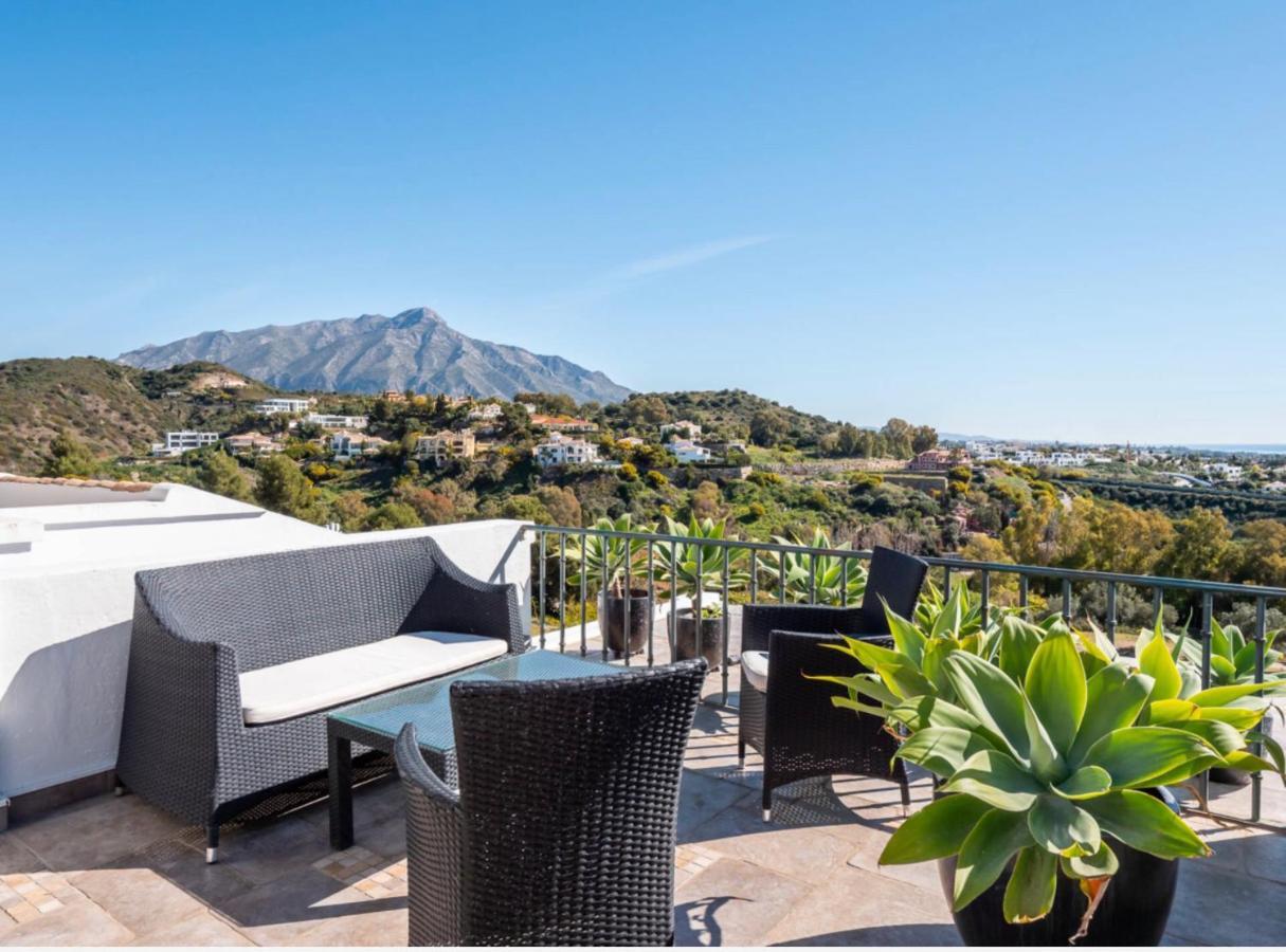 Luxury 3 Bedroom House At La Quinta Golf Course Ocean And Mountain View Benahavís Eksteriør bilde