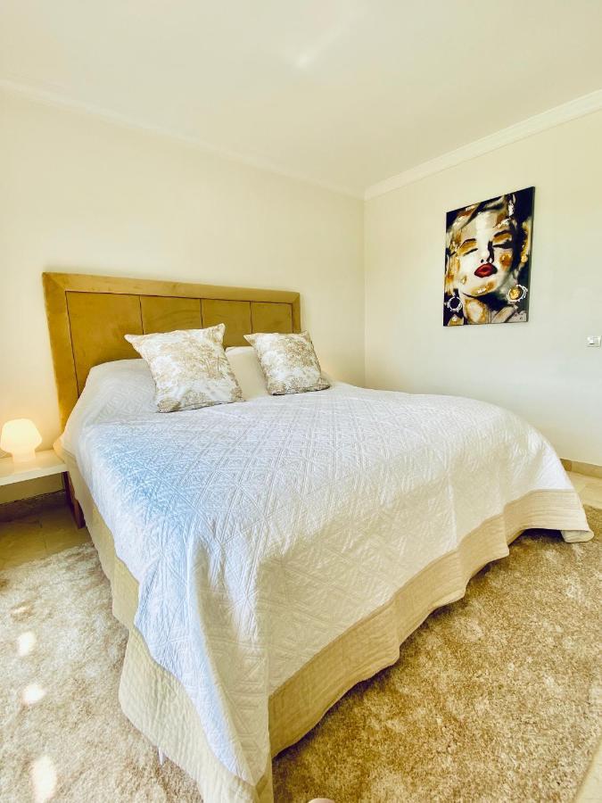 Luxury 3 Bedroom House At La Quinta Golf Course Ocean And Mountain View Benahavís Eksteriør bilde